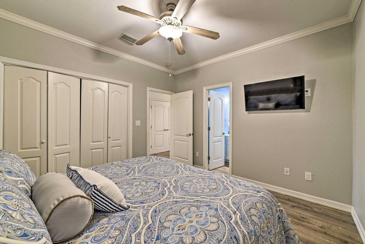 Modern Island Condo With Pool Steps To The Beach! South Padre Island Exteriör bild