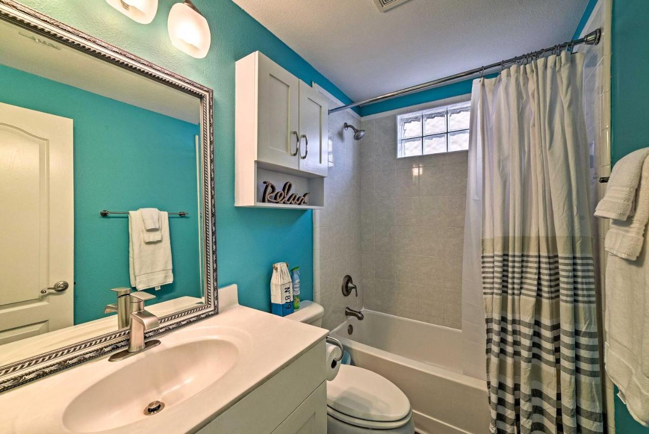 Modern Island Condo With Pool Steps To The Beach! South Padre Island Exteriör bild