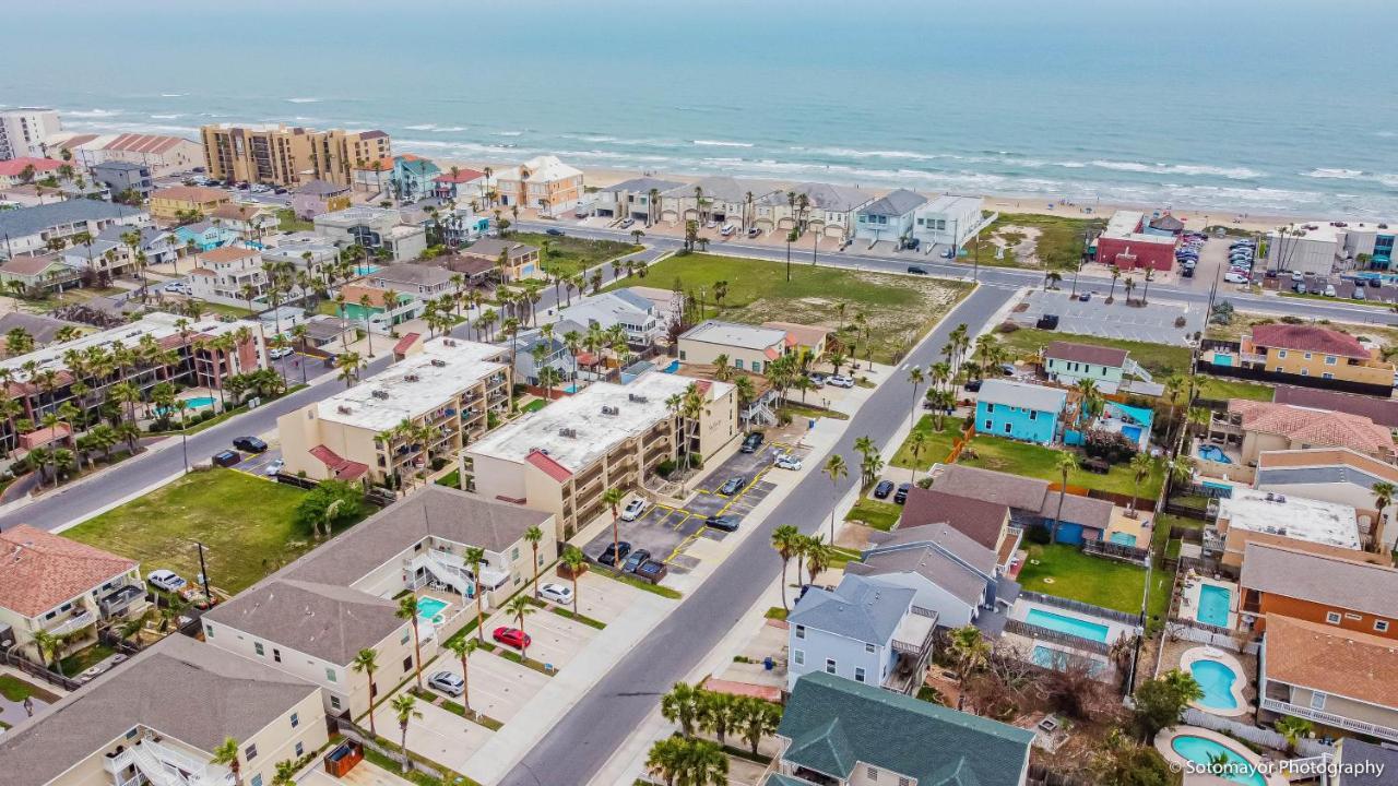 Modern Island Condo With Pool Steps To The Beach! South Padre Island Exteriör bild